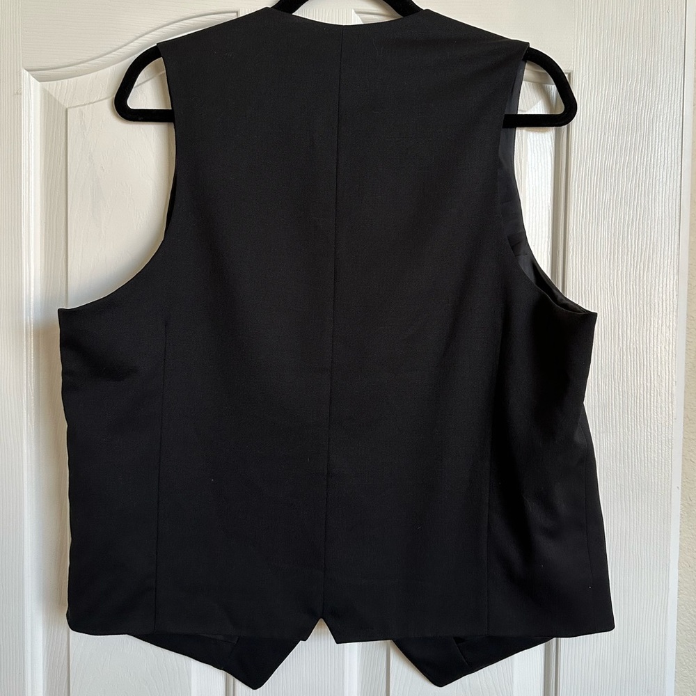 Joseph Abboud Black Formal Vest with V-Neck and Wool Blend - Picture 3 of 8
